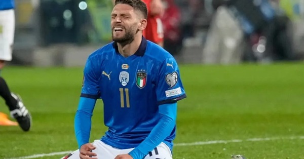 Bóng đá Italia và cuộc thoái trào đầy cay đắng của ĐTQG