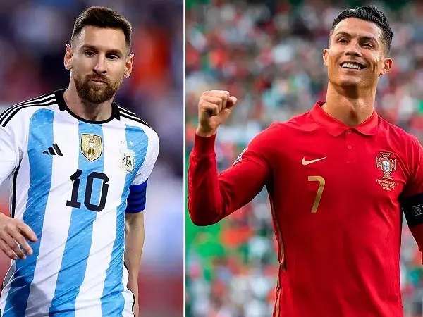 Cristiano Ronaldo ghi 920 bàn nhưng Messi vẫn hơn