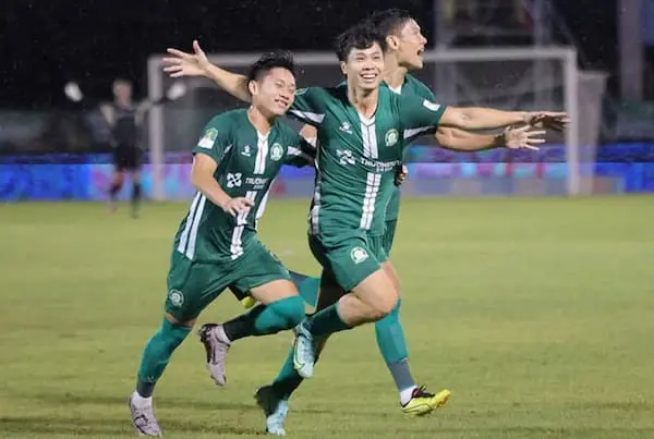 FIFA gọi tên Công Phượng: Từ “dưỡng già” đến “sát thủ đá phạt”