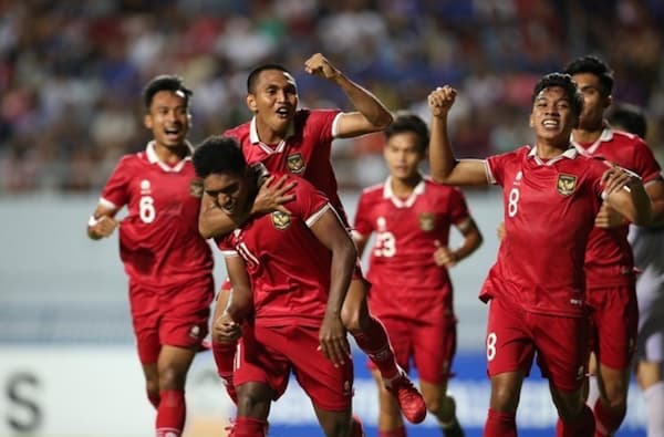 SEA Games 33 đảo chiều bóng đá nam