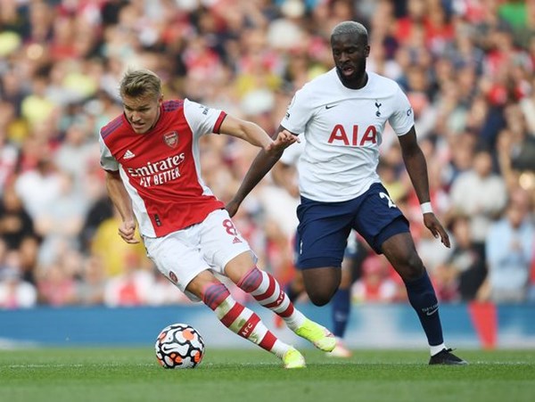tottenham-vs-arsenal-hoan-do-covid