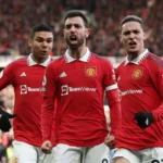 Đứng thứ 13, Man United vẫn có quyền mơ vô địch PL